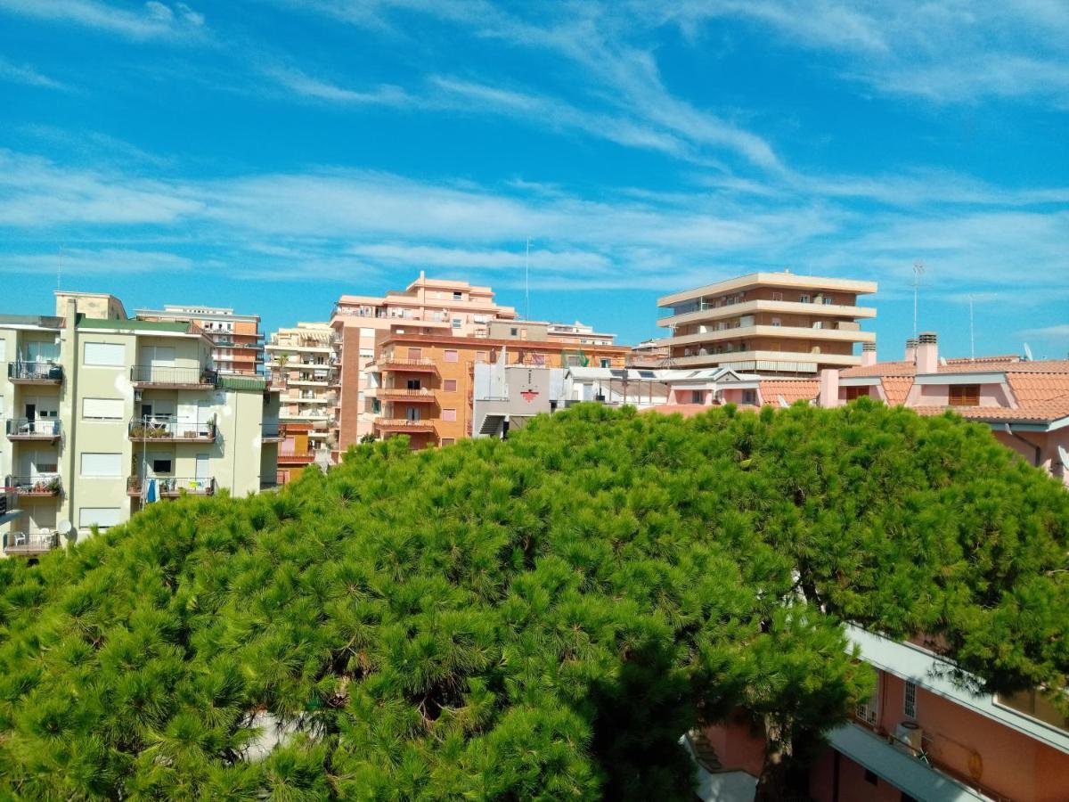 Alessya Delux Apartment Ladispoli Exterior foto